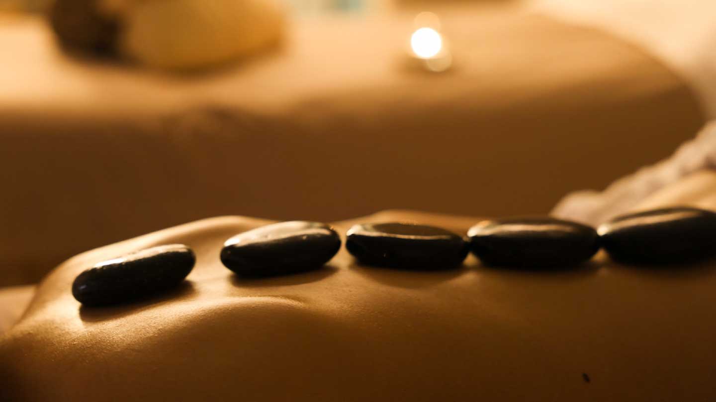 熱石按摩特色介紹、適合族群