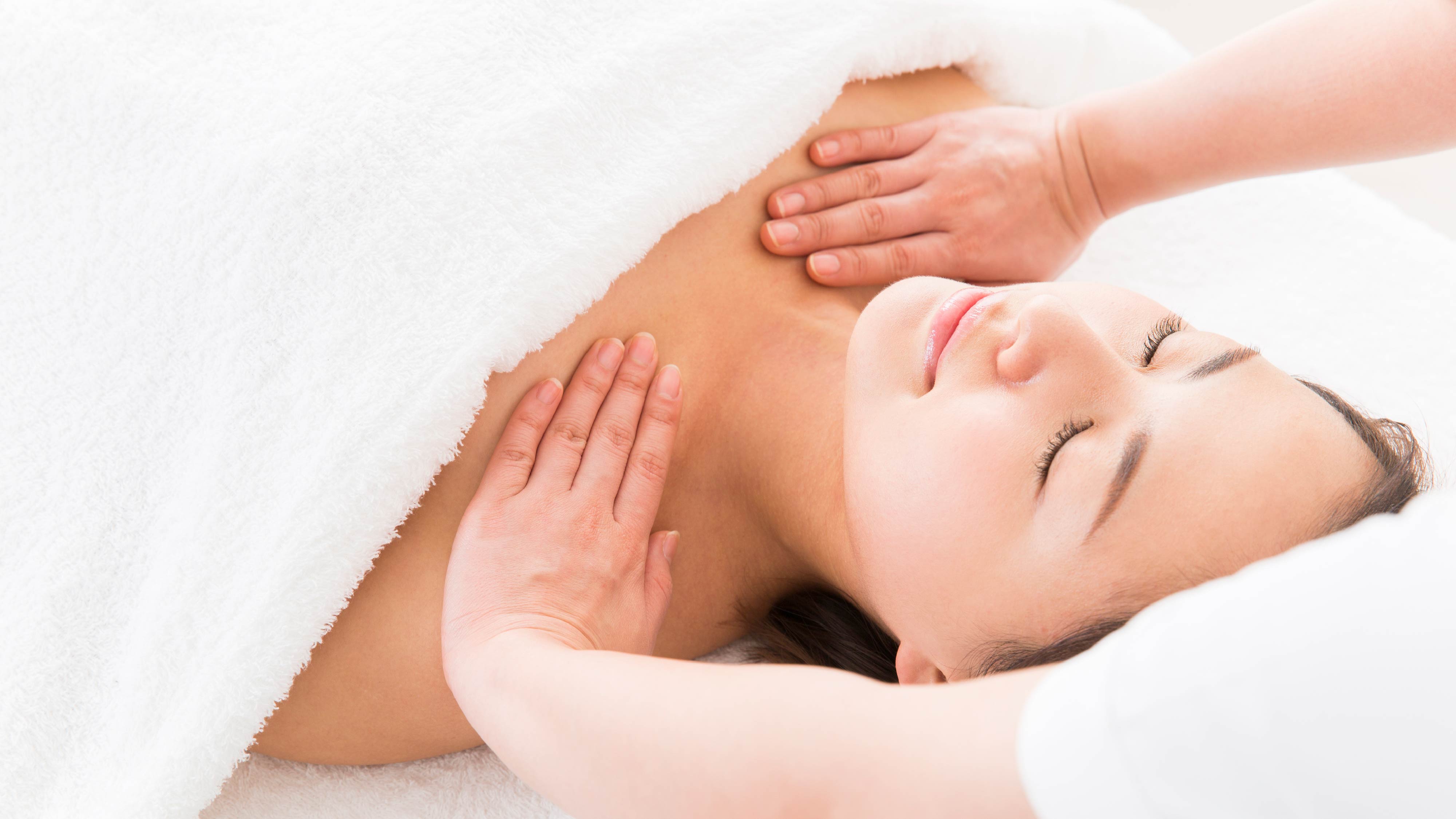 專業美胸 SPA 推薦：透過溫和安撫手技找回輕盈體態